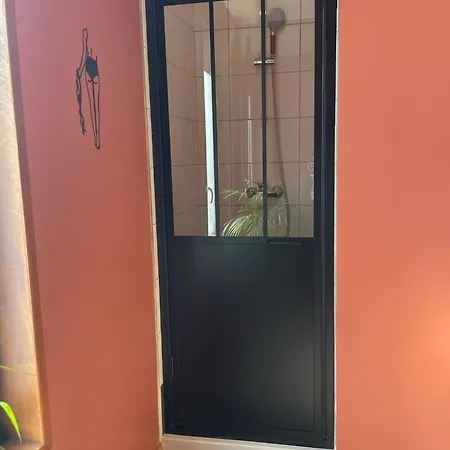 Maison Spacieuse Jacuzzi Wifi Netflix Quiévrechain Exterior foto