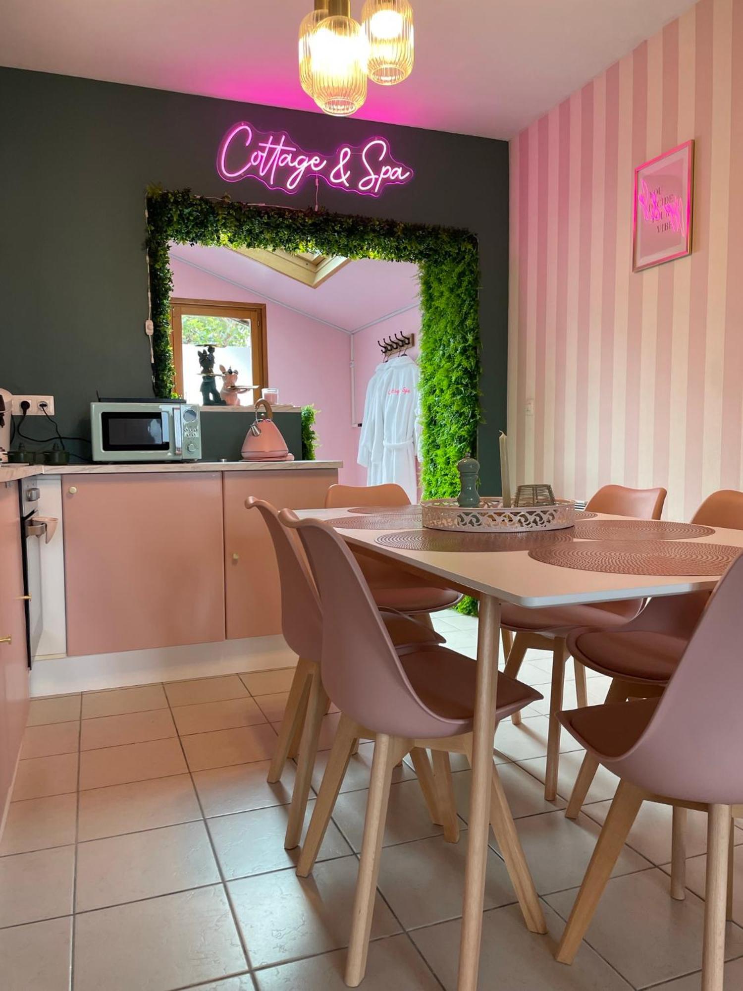 Maison Spacieuse Jacuzzi Wifi Netflix * Quiévrechain