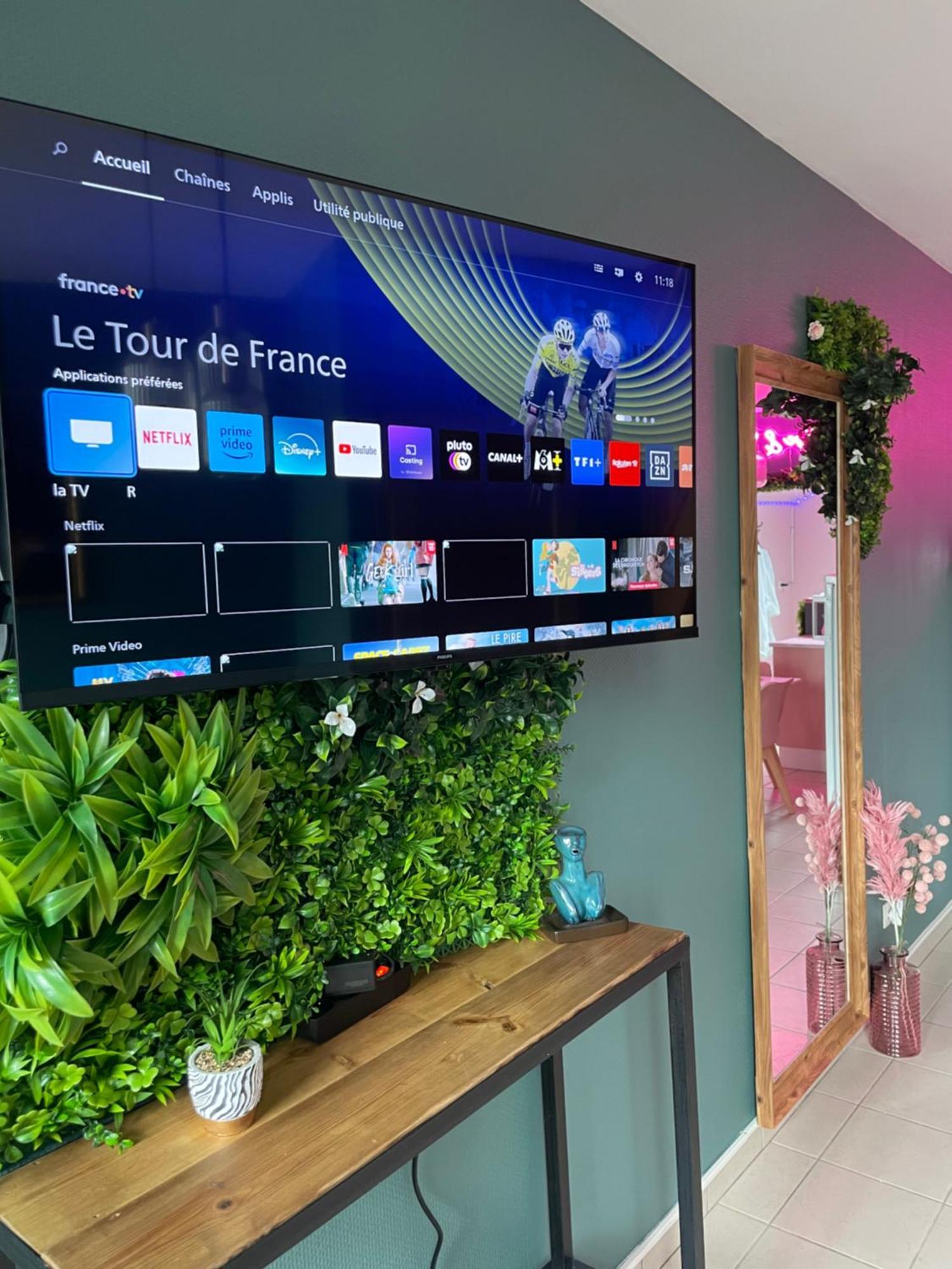Ferienhaus Maison Spacieuse Jacuzzi Wifi Netflix